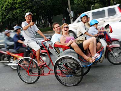 Groepsreis Vietnam - 23 dagen; Varen tussen karstrotsen als in een Chinese pentekening