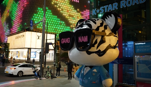 K-Pop, K-Drama , K-Beauty